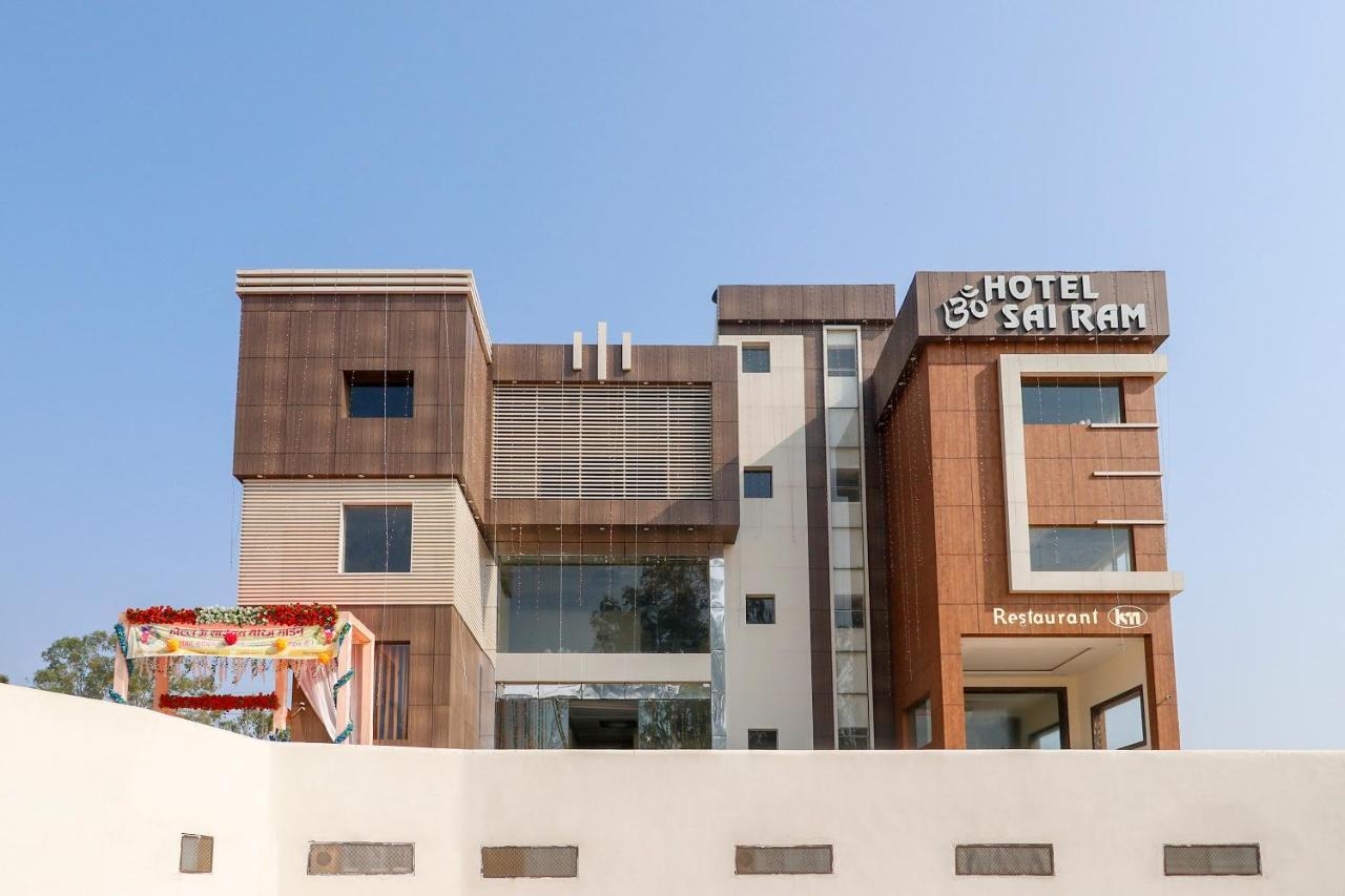 Capital O 63158 Hotel Om Sai Ram Chhatarpur Exterior foto